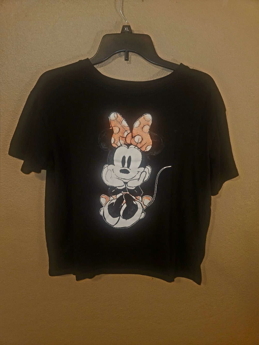 Disney Minnie Mouse Graphic Tee Black Women’s Size L Cute Casual Top